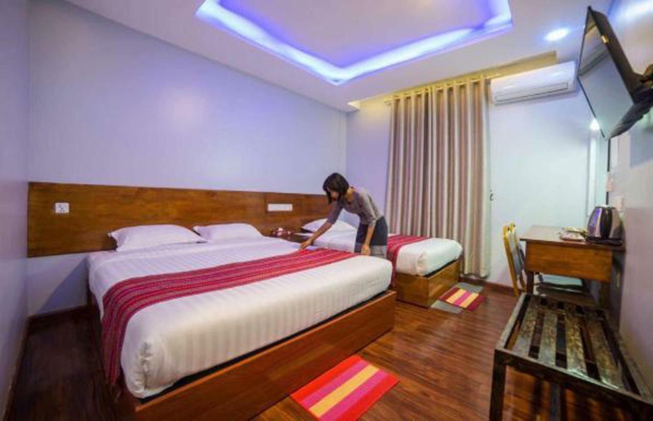 Bagan Hmwe Hotel Екстер'єр фото
